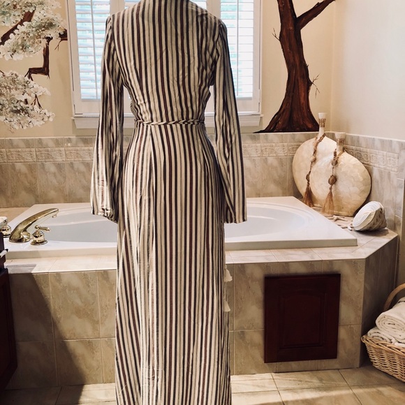 NWT Honeybell maxi wrap - Picture 2 of 7